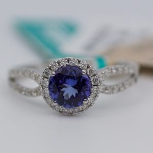 New EFFY 14k White Gold Tanzanite And Diamond Ring